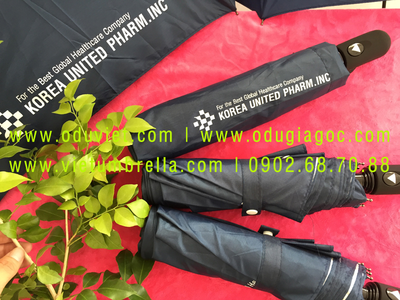 xưởng sản xuất ô dù cầm tay in logo quảng cáo